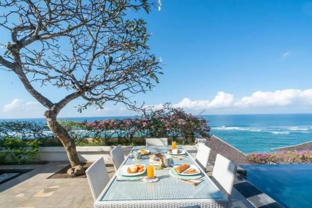 Nusa Dua Ocean View With Private Beach Buitenkant foto