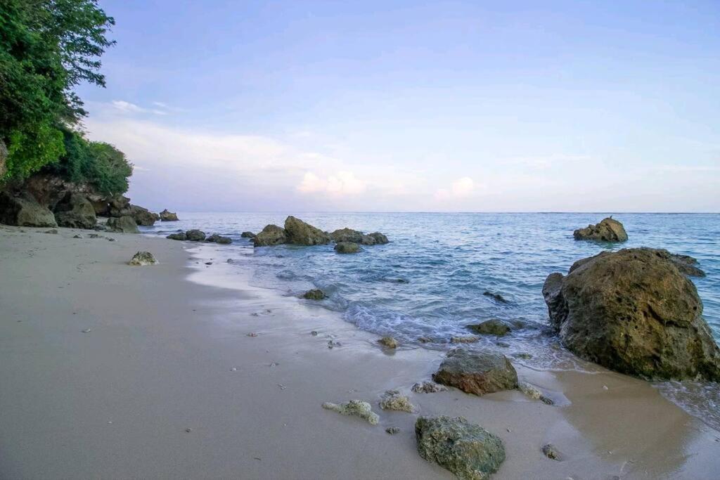 Nusa Dua Ocean View With Private Beach Buitenkant foto
